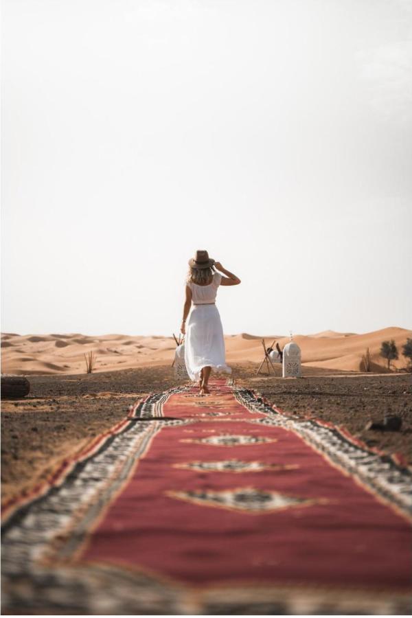 Hotel Sahara Family Camp Merzouga Esterno foto